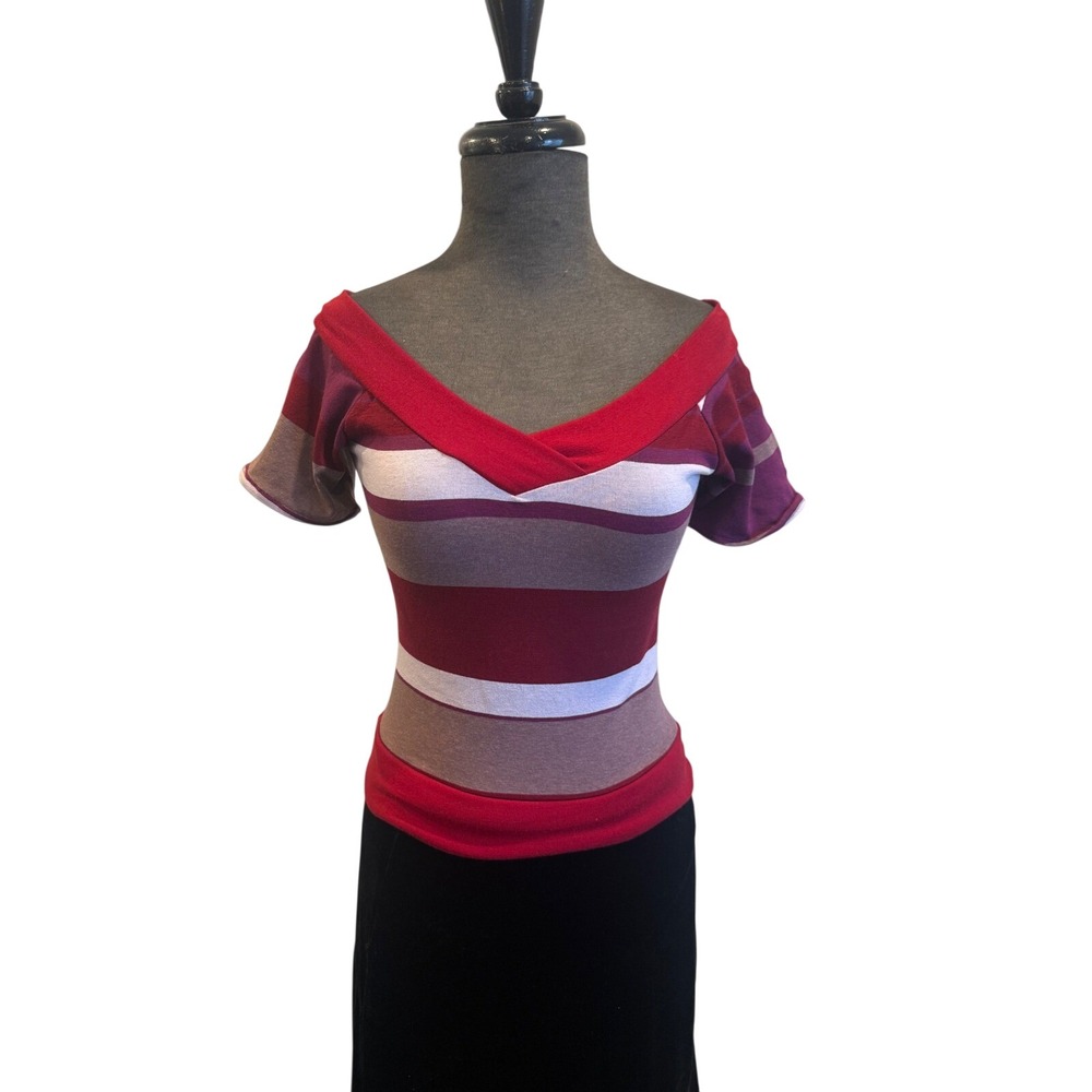 World Casual USA vtgWomens Striped Off Shoulder V-Neck Top Red Burgundy‎ Medium
